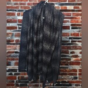 Elie Tahari Navy Blue and Black Striped Sweater NWOT! 💙🖤 #Sweater #Fashion 🧶